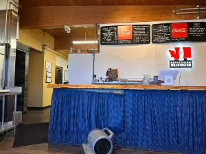Mission Burgers & Chicken