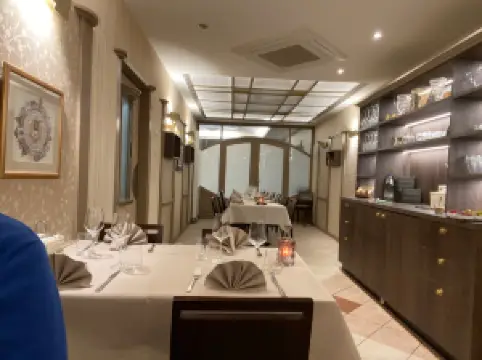 Hoffy's Restaurant and Catering