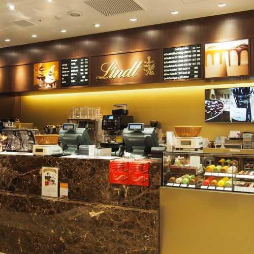 Lindt Chocolat Cafe Sendai Parco 2