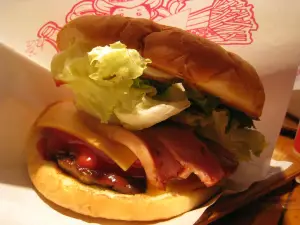 Sasebo Burger Log Kit