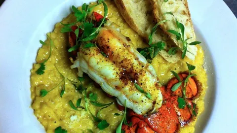 V Restaurant, Bistro & Bar in Murphys