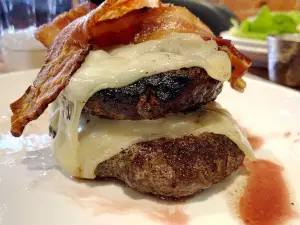 Mad Capper Saloon & Eatery