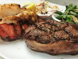 Crabby Bill's - St. Cloud