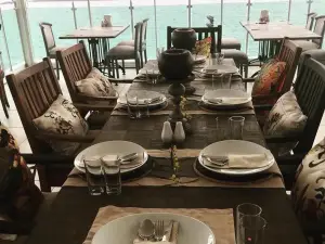 Kuşlu Meyhane