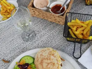 Restaurant Grillroom Mazzel Huizen