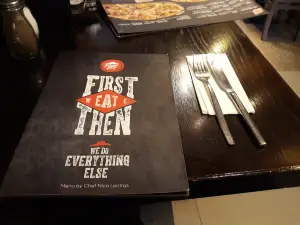 Pizza Hut