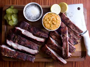 Full Moon Bar-B-Que