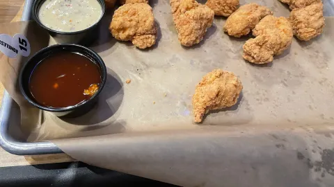 Buffalo Wild Wings in 丹弗斯