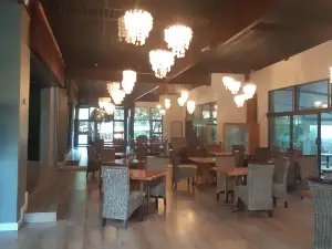 Raffia Restaurant Zinkwazi
