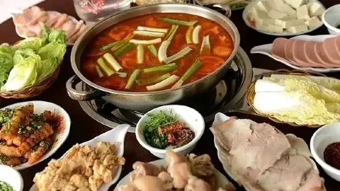 GUO JI SUAN SHANG CUI PI ZHU JIAO FENG WEI CAN GUAN in เหอฉี