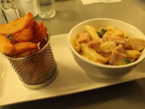Prom Cafe