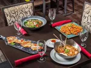 Mango Leaf Bar & Grill