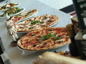 Remo's Brick Oven Pizza