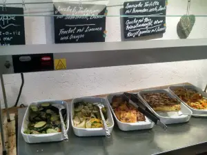 herzlich vegetarian restaurant & takeaway