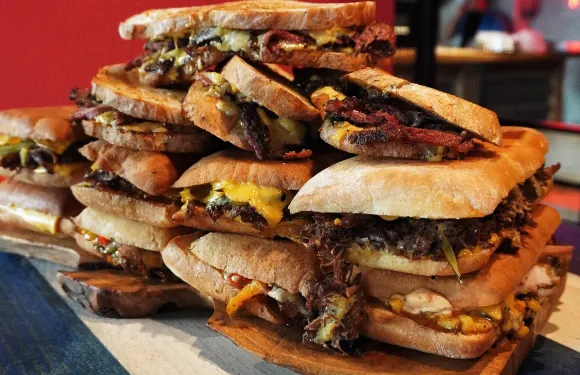 Cubanos sandwich