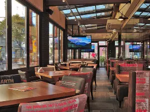 Happy Bar & Grill Rakovski