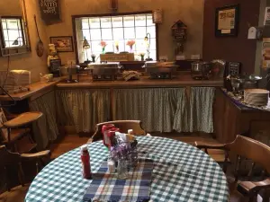 Jordie's Trail Side Cafe