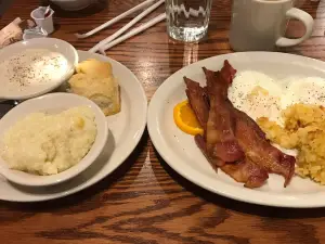 Cracker Barrel Old Country Store