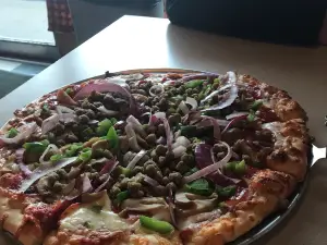 Matt B's Main Street Pizza