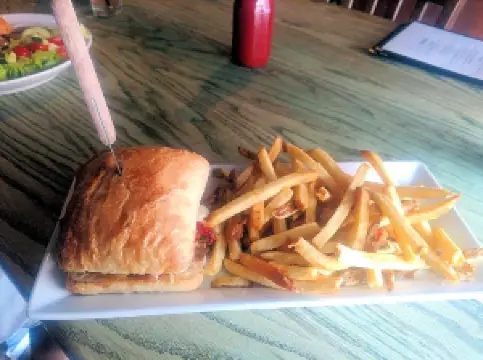 James Joyce Irish Pub and Restaurant