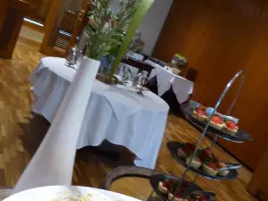 Bella Restaurant