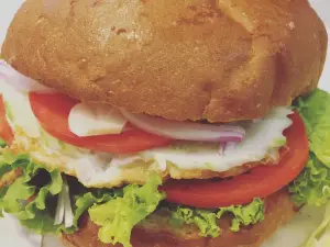 Alice in Gaya Cafe & Bistro