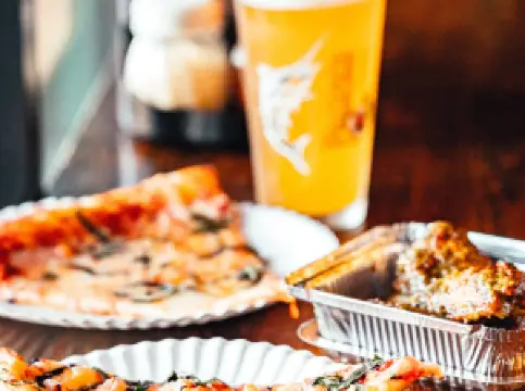 Lucky Slice Pizza - Logan