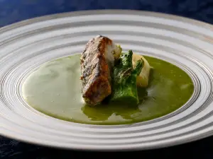 玄界灘産天然魚を中心としたフレンチレストラン宗像フランスヤ