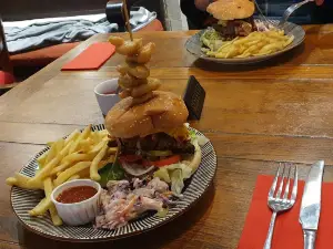Woolpack Inn