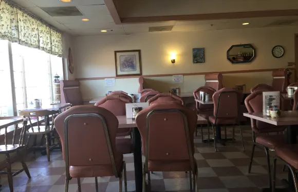 Courtyard Restaurant