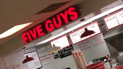 Five Guys in 노퍽
