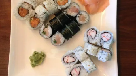 Sakura Japanese & Sushi on Stratford Road in Forsyth County