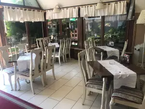 Restoran UNA