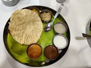 HOTEL ARYAAS (Veg)