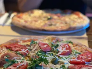 Restoran De Loro