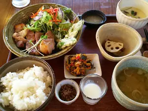 Life and Rice Rikuru