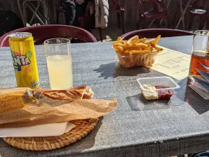 Bar Creperie Les Jouvencelles