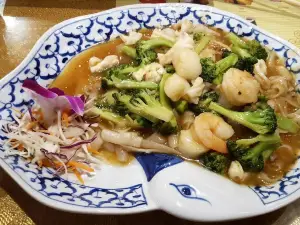 Chiang Mai Thai & Sushi Bar