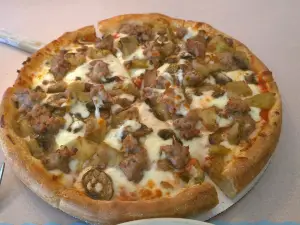 Four Brothers Pizza Inn