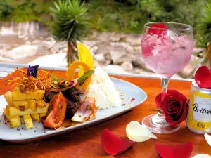 Munaycha Restaurant