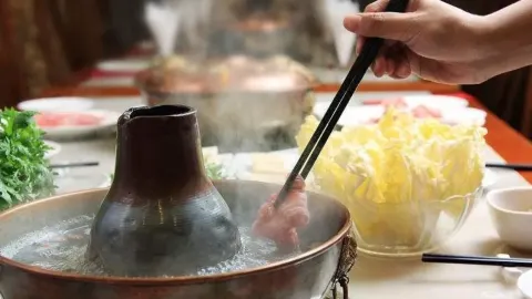 Anhexuanqingzhen Restaurant (beilingpo) in 陽泉