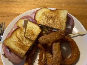 Applebee's Grill + Bar