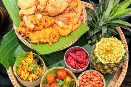 西双版纳悦莲庄菠萝度假酒店·大象咖啡·月光酒吧