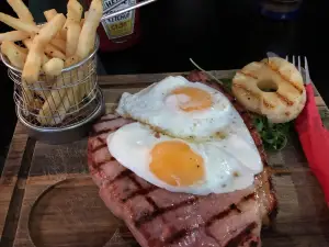 Derby Sports Bar