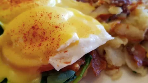 Crackers & Co. Café in เมซา