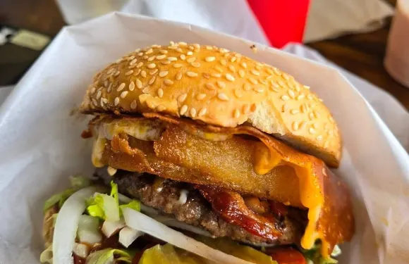 Tommy's Burger Stop