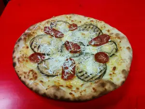 80 Fame Pizzeria D'asporto Con Posti a Sedere
