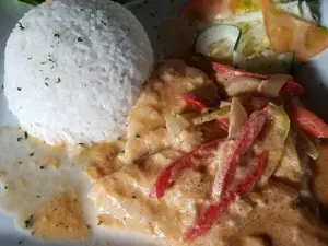 Mi Jardin Restaurant Pizza & Steak House