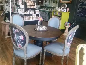 Renaissance Cafe