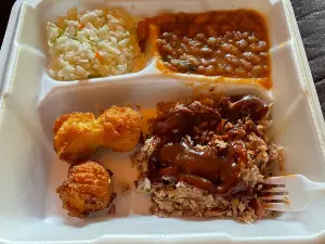 Butch's Barbeque & Breakfast